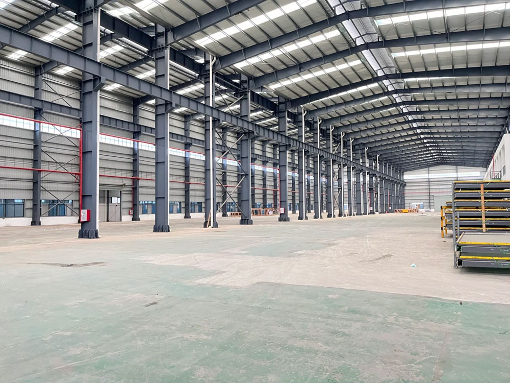 16米高厂房照明优化：专业配置实现高效与安全